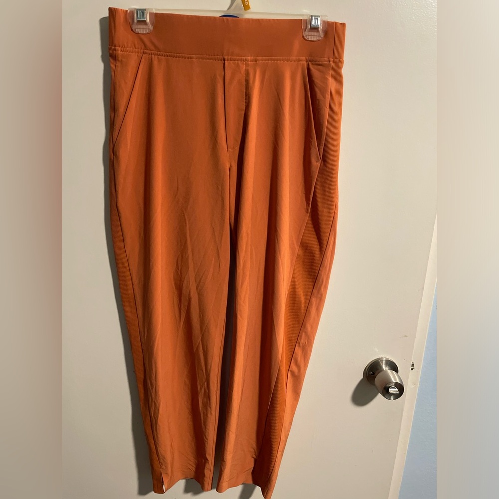 Athleta Orange Cropped Pants